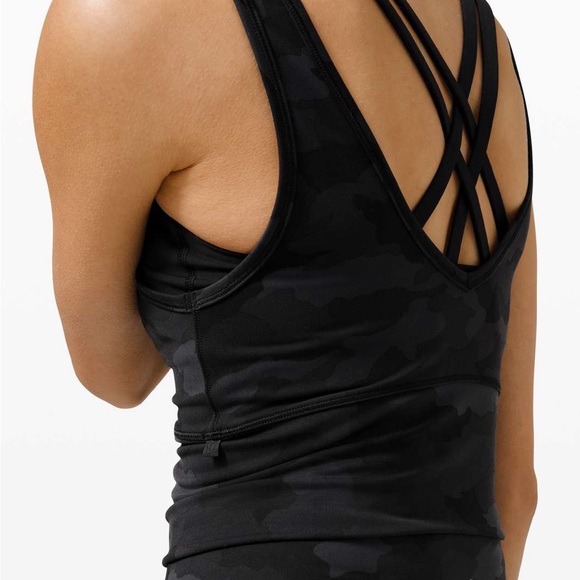 lululemon size 2 camo power pivot tank - Picture 1 of 4